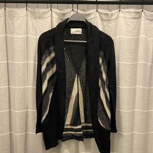 Aventura Elegant Black Women's Cardigan